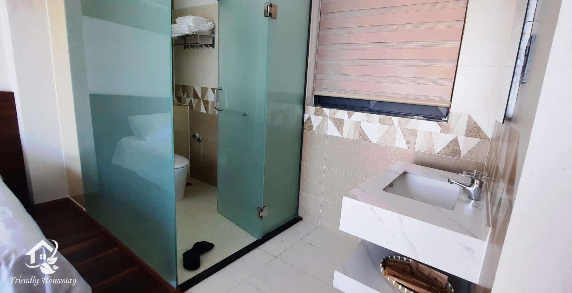 Friendly Homestay كون توم المظهر الخارجي الصورة