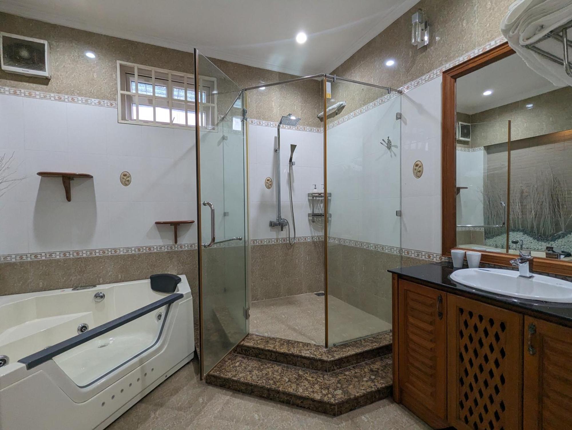Friendly Homestay كون توم المظهر الخارجي الصورة