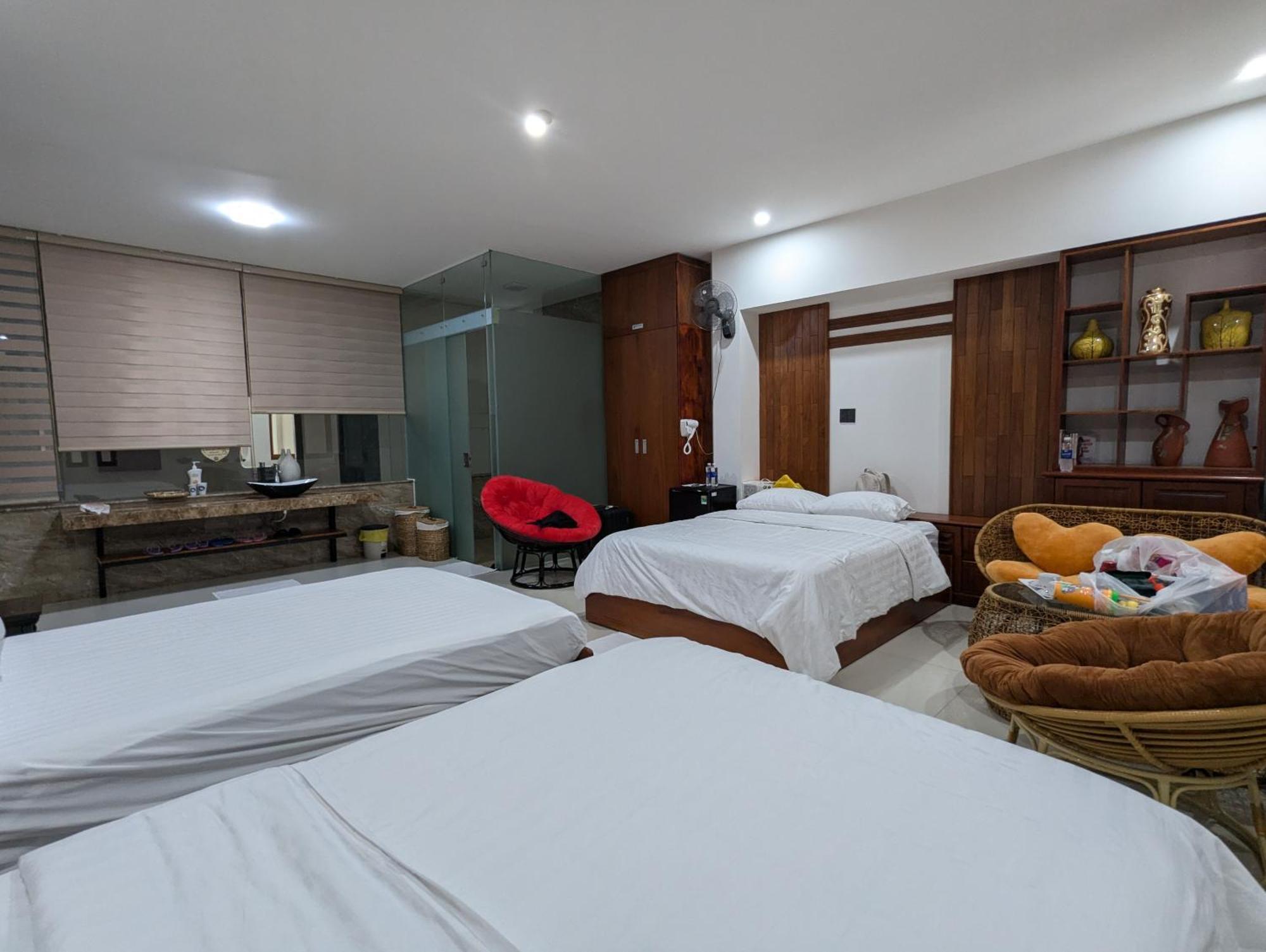 Friendly Homestay كون توم المظهر الخارجي الصورة
